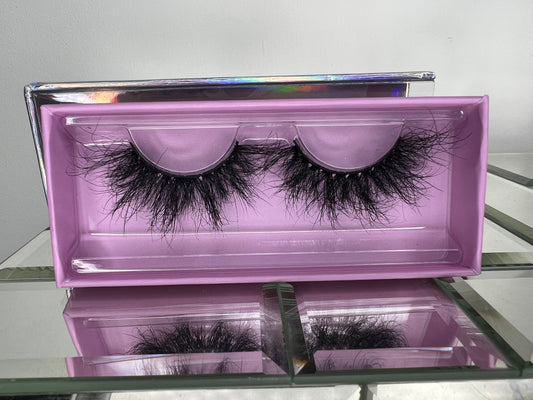 “Bossy” Lashes